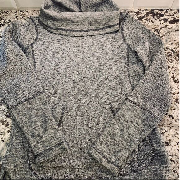RBX Sweatshirt - Picture 11 of 12